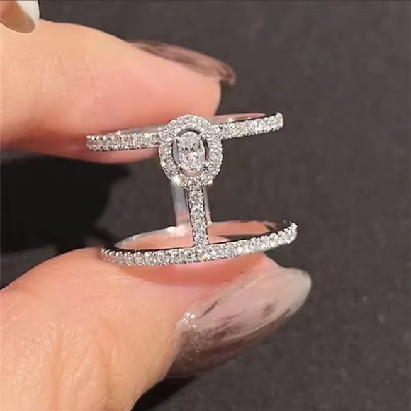 Silver Double-Band Oval Halo Ring with Clear Stones - Picture 3 of 8